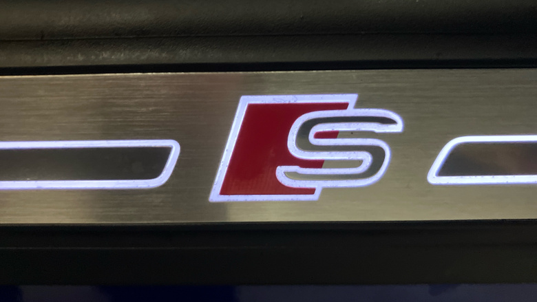 Audi Q5 40 TDI Quattro S Line 5dr S Tronic Diesel Estate